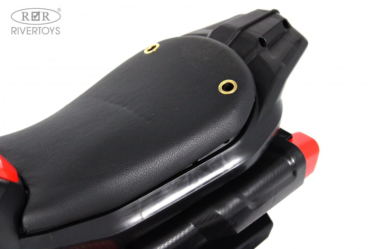 Детский электротрицикл RiverToys K002PX-A красный zspt13vek6p7f460psrcv54aiju1cktj