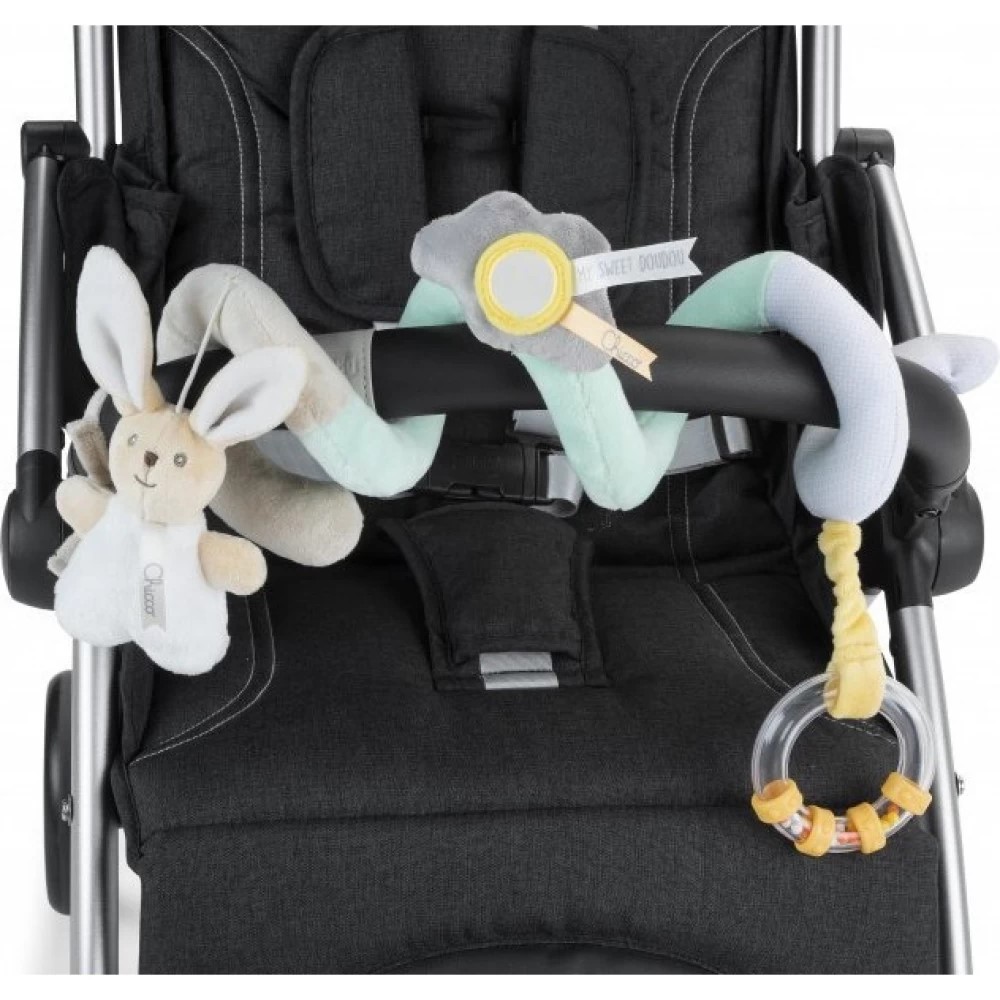 igrushka-na-kolyasku-chicco-my-sweet-walking-rope-bejevyy-00010475000000-2-1000x1000