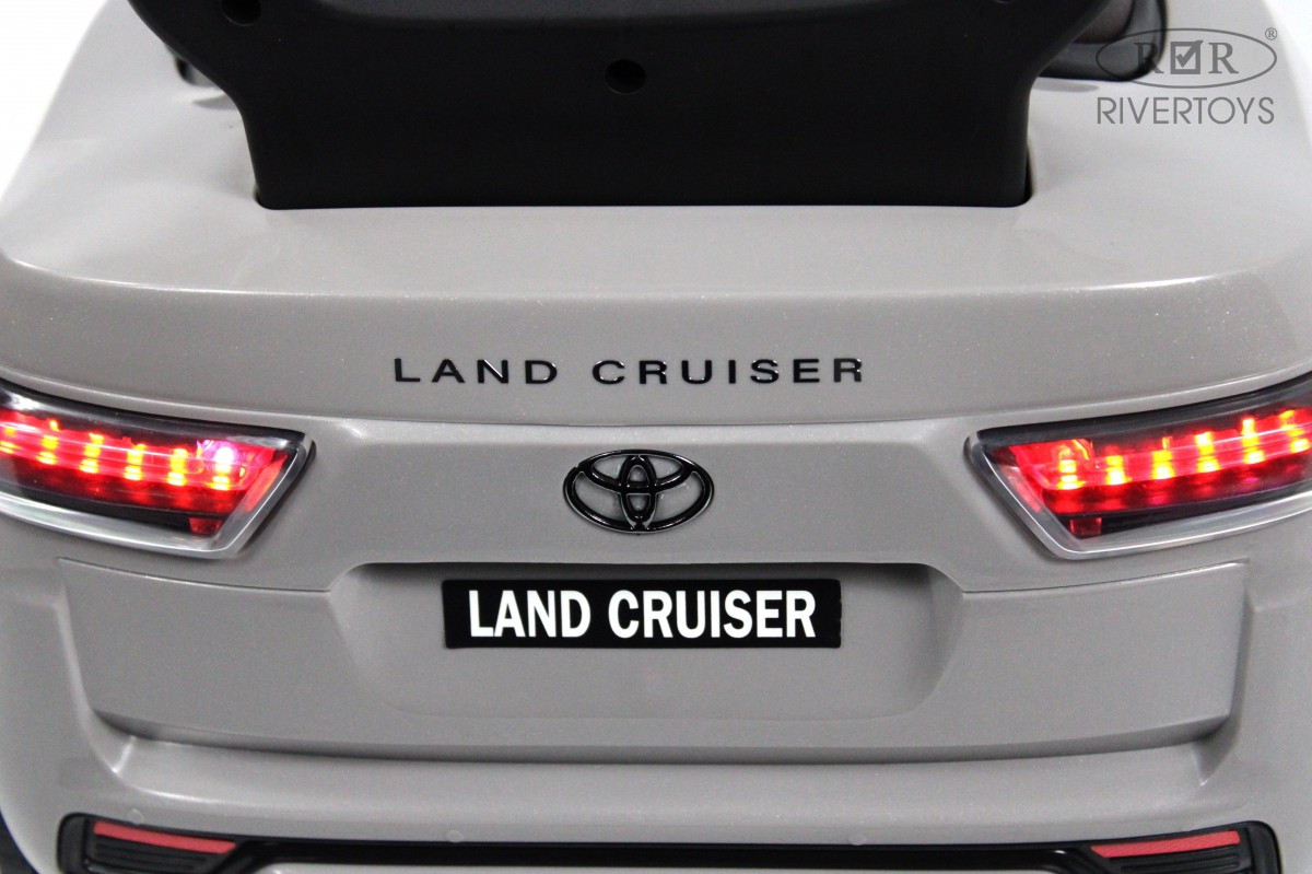 Детский толокар RiverToys Toyota Land Cruiser 300 Z002ZZ-D серый 6j0e5p9eu8qx4yh9tmrkb2iq11fvvdlw