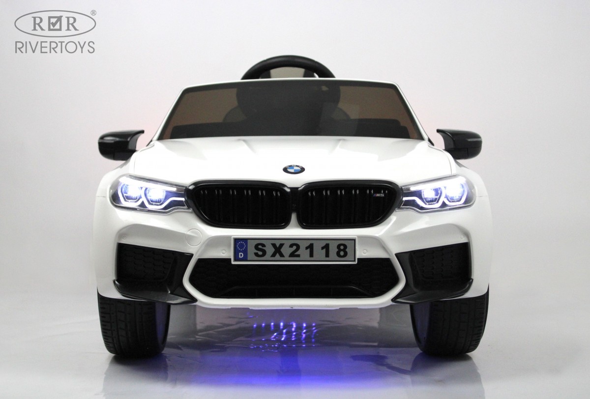 Детский электромобиль RiverToys BMW M5 Competition A555MP белый suxilpft964r3lu7x65zo1e250im7qmc