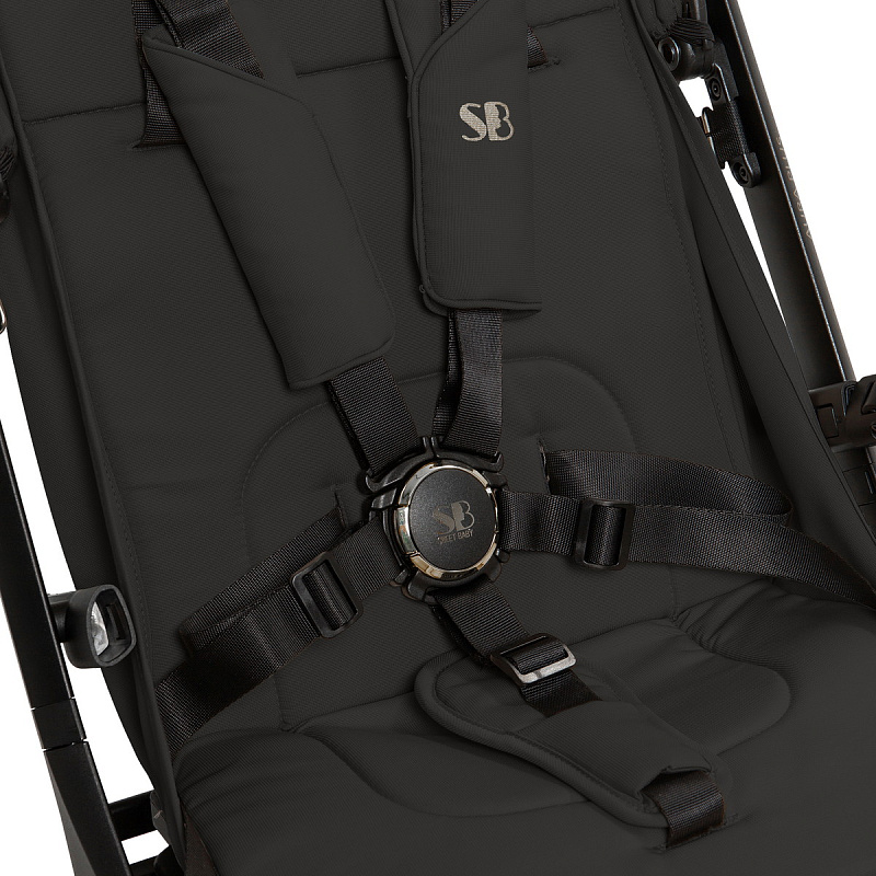 Прогулочная коляска Sweet Baby Aura Plus Black4