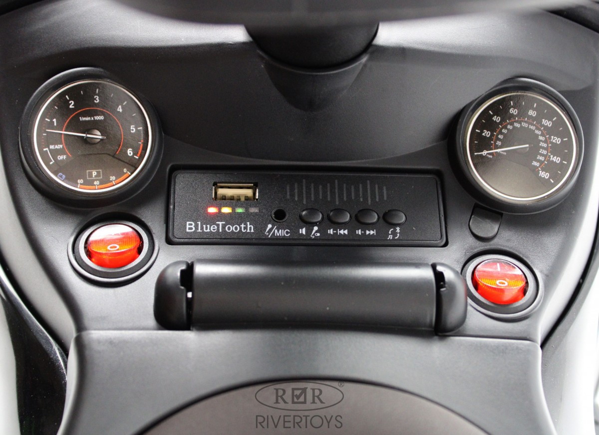 Детский толокар RiverToys Z003ZZ-C черный 978v49r5k9xcybvuzuo37f9lfmsq78az