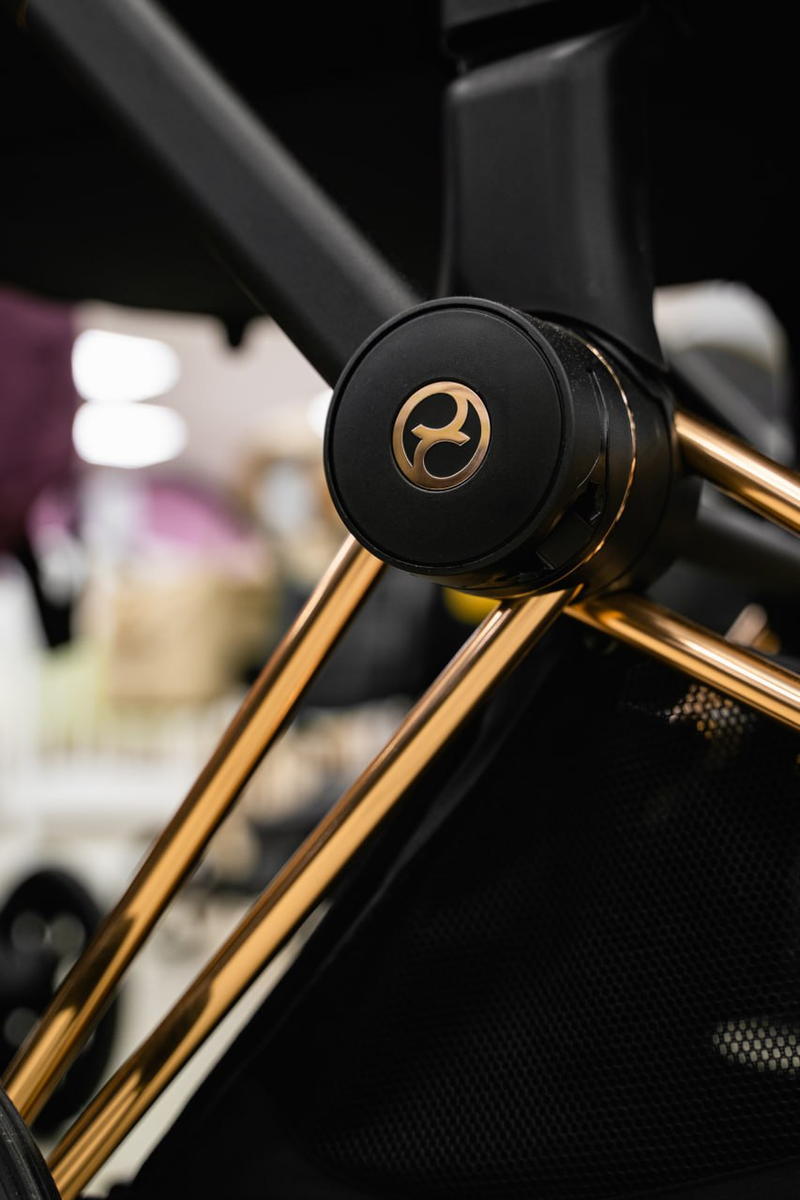 Коляска 2 в 1 Cybex Priam IV (шасси Rosegold) Sepia Black 0504dl1ywgv7qfgsu39akw78onxxc0uq