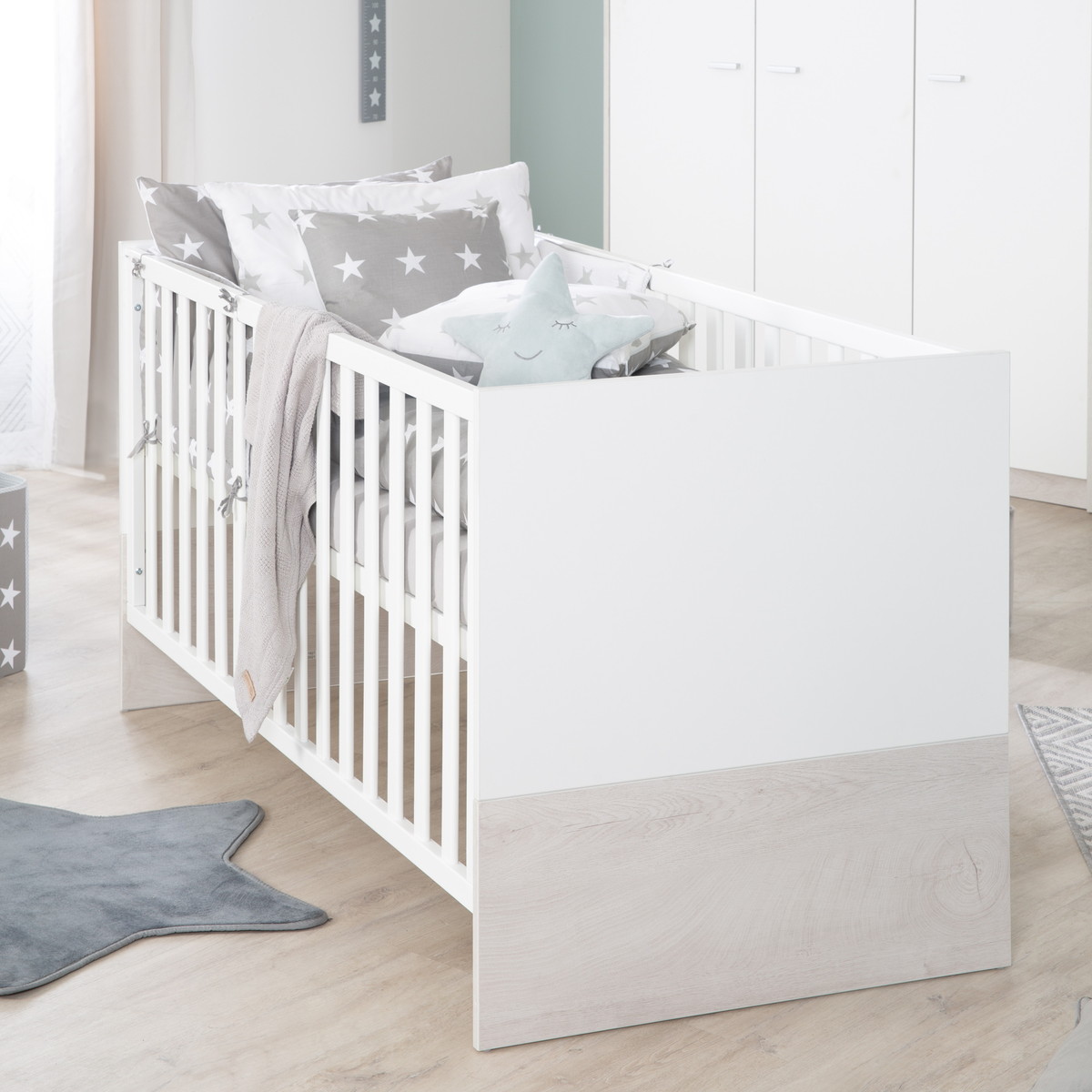 Детская кроватка ROBA Julia 70х140 Белый/Выбеленный дуб kbfpgy8whfdd7mkm10yvqucx25lj8z27