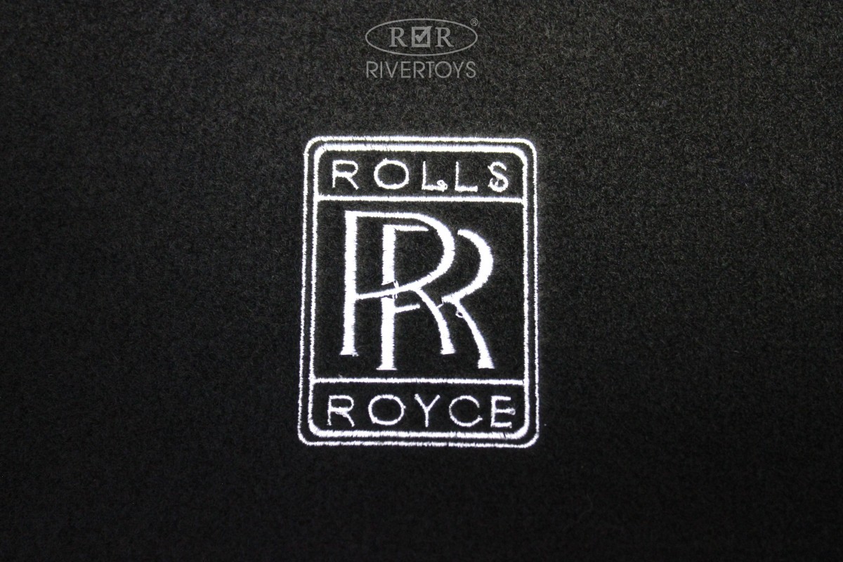 Детский электромобиль RiverToys Rolls-Royce E444EE черный глянец auq5ydb6c1o8kz72ykao1ezai83ud1f3