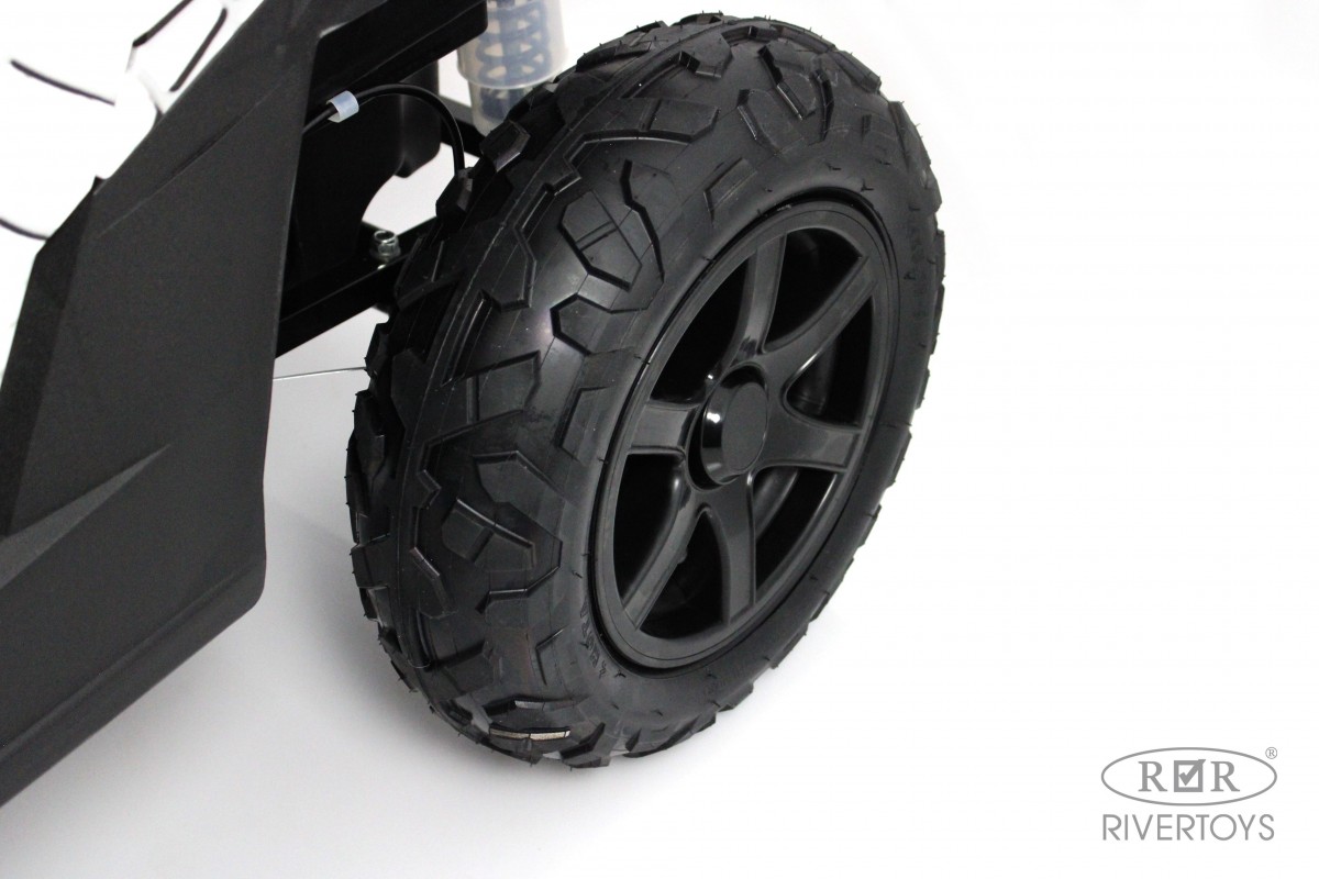 Детский электромобиль RiverToys M222MM белый mi4t6tvyzhbii92z5fr27c1wemu1wq8t