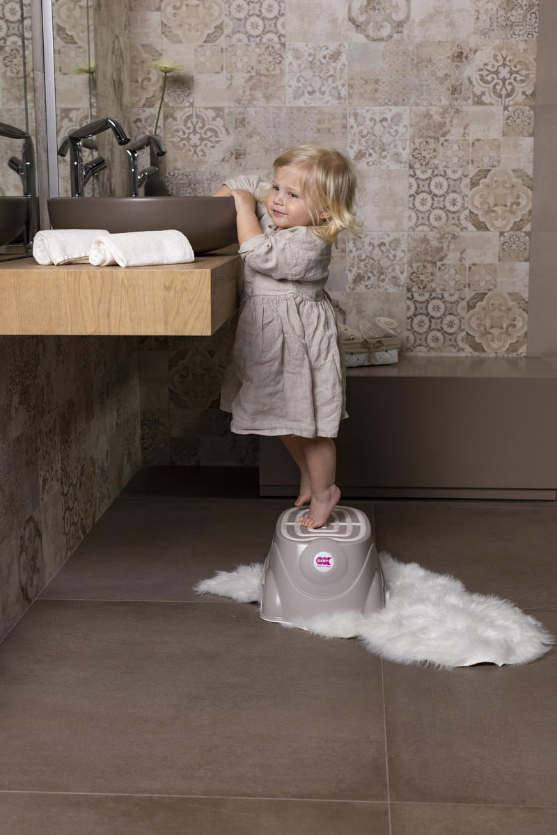 Стульчик - подставка OK Baby Herbie Stool grey dzij5xip2qa6f390qw49d53zw9szgixs