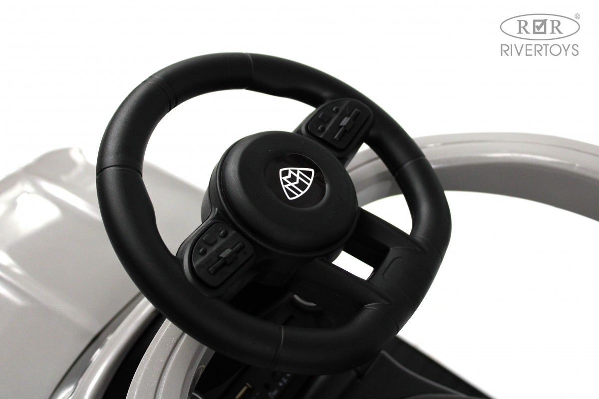 Детский толокар RiverToys Z003ZZ-A серый p20kew33ejnyrha3d220odne3fk10er8