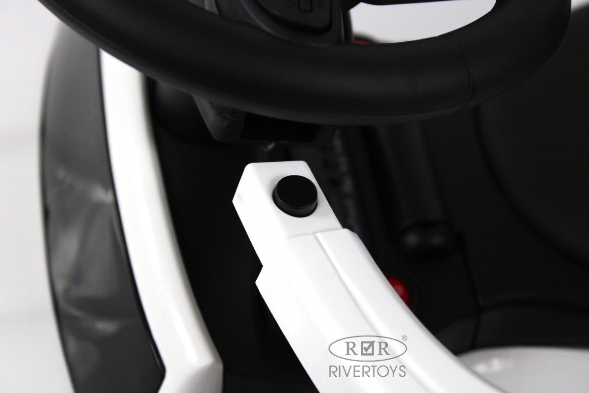 Детский толокар RiverToys Mercedes-Benz G63 Z003ZZ-B белый 1a43vw0ezn00fpbbudqmzct85kjypwi6