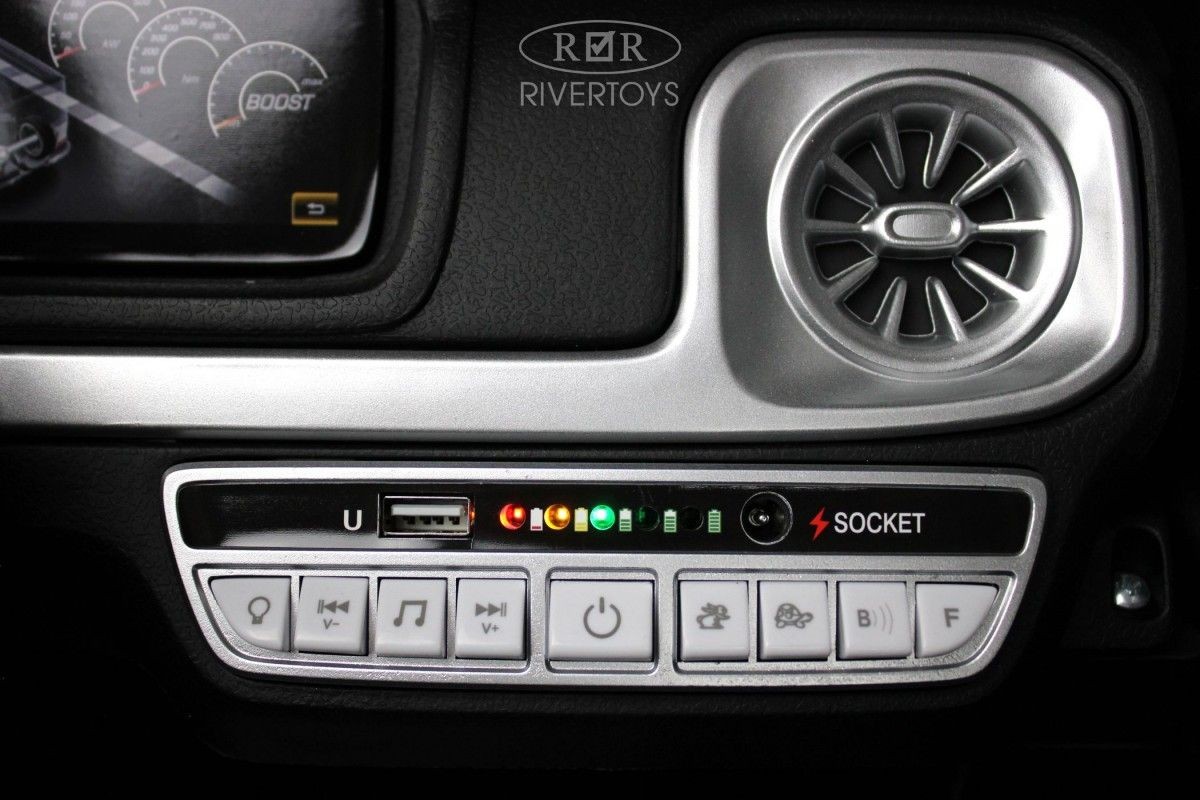 Детский электромобиль RiverToys Mercedes-AMG G63 (S307) черный gr4ofrripenhld06bi5hw40apqhr8a4d