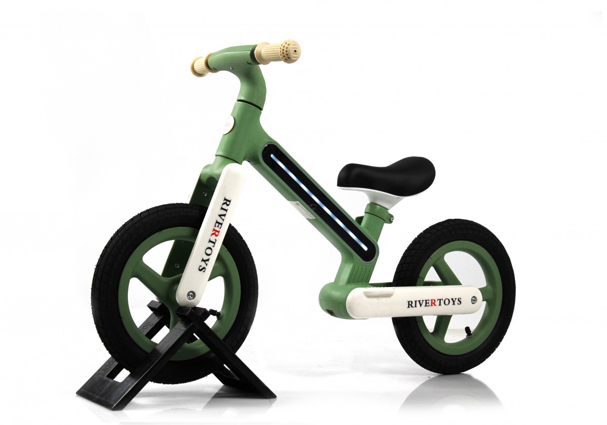 Детский беговел RiverToys HB-002 зеленый mjnka8g25tc73xhw0q2b6u1aifsk9tfg