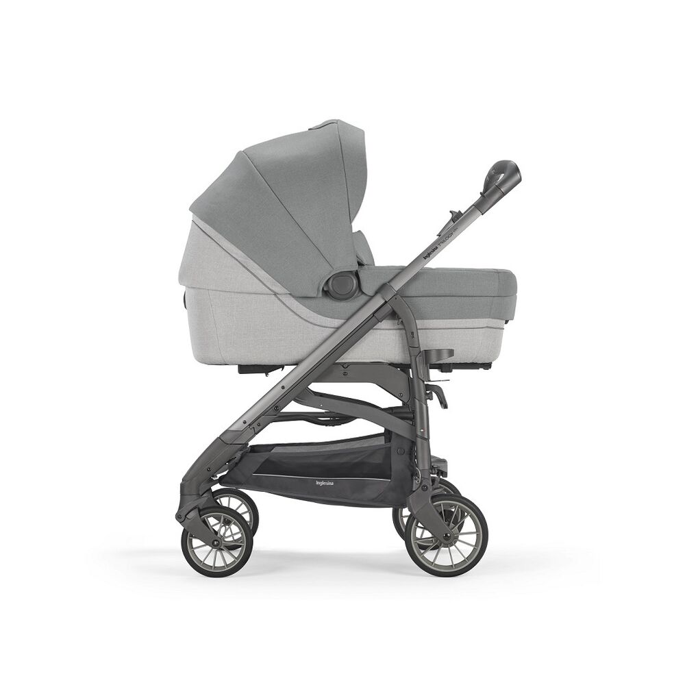 Коляска 3 в 1 Inglesina Trilogy System Cayman Silver a01ad5348f09456e2277e8e6083e3017