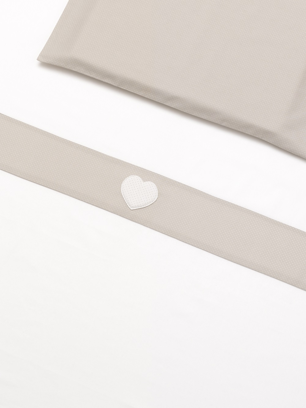 Сменное белье Erbesi Ariel 3 предмета Белый/Песочный 170e02ce7e6fcc6430ad06d546d37b4d