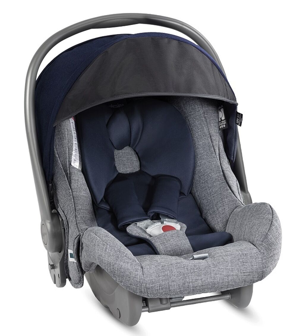 Автокресло Inglesina Huggy MFX Antigua Blue f028b899661eeb47c812c1d98866c2db