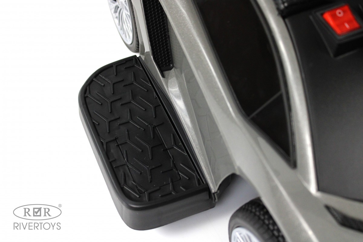 Детский толокар RiverToys M555MM-M серый 1t8m72wchp7tnvsh46utnna9hffqdt4c