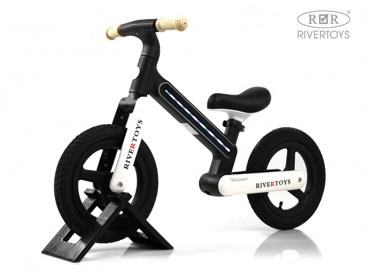 Детский беговел RiverToys HB-002 черный oieinvwopydj0332r1hu9ndwsnymznf9