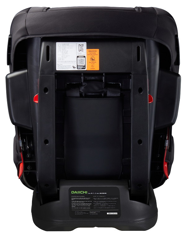 Автокресло DAIICHI First 7™ Plus Platinum Black ygo9ytg234yuwqj7lz2twlohnot2hi1l