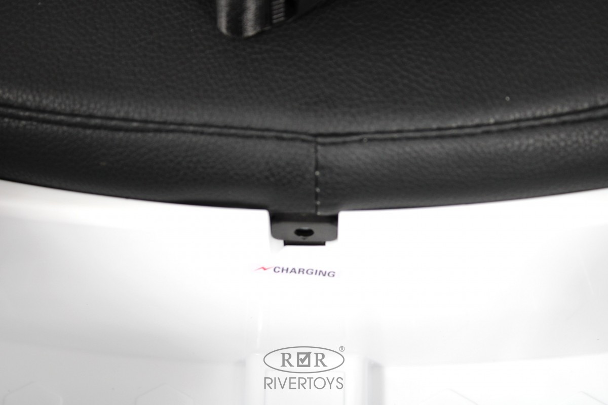 Детский электромобиль RiverToys K888PX белый 4mcaslr4hn23h3am9p0qqb4ddhff6xqa
