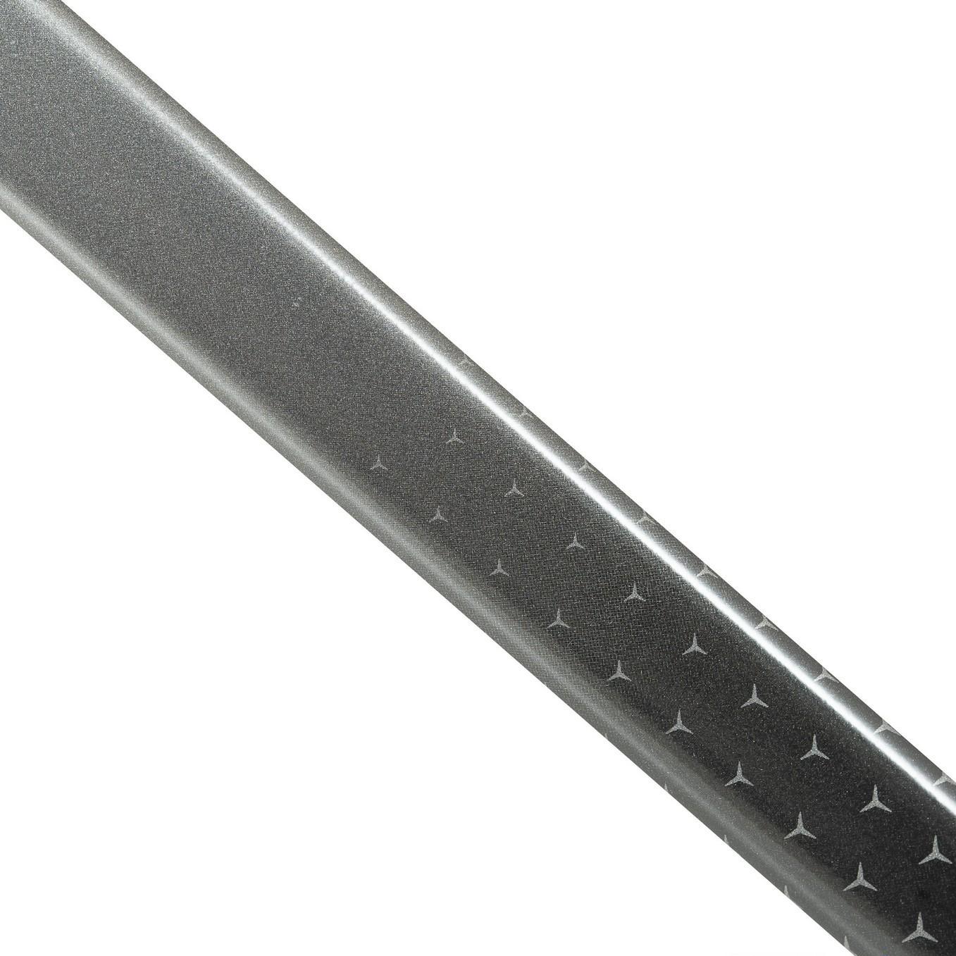 Mercedes-Benz-Detail-Rahmenschere-Pattern-218