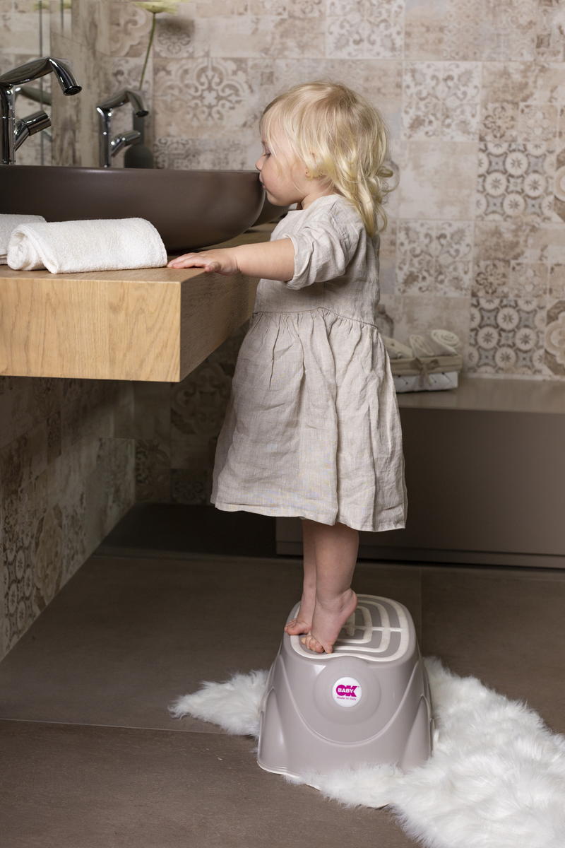 Стульчик - подставка OK Baby Herbie Stool grey xilsy0hhg954ox28rmf9wlb0850yg9kb