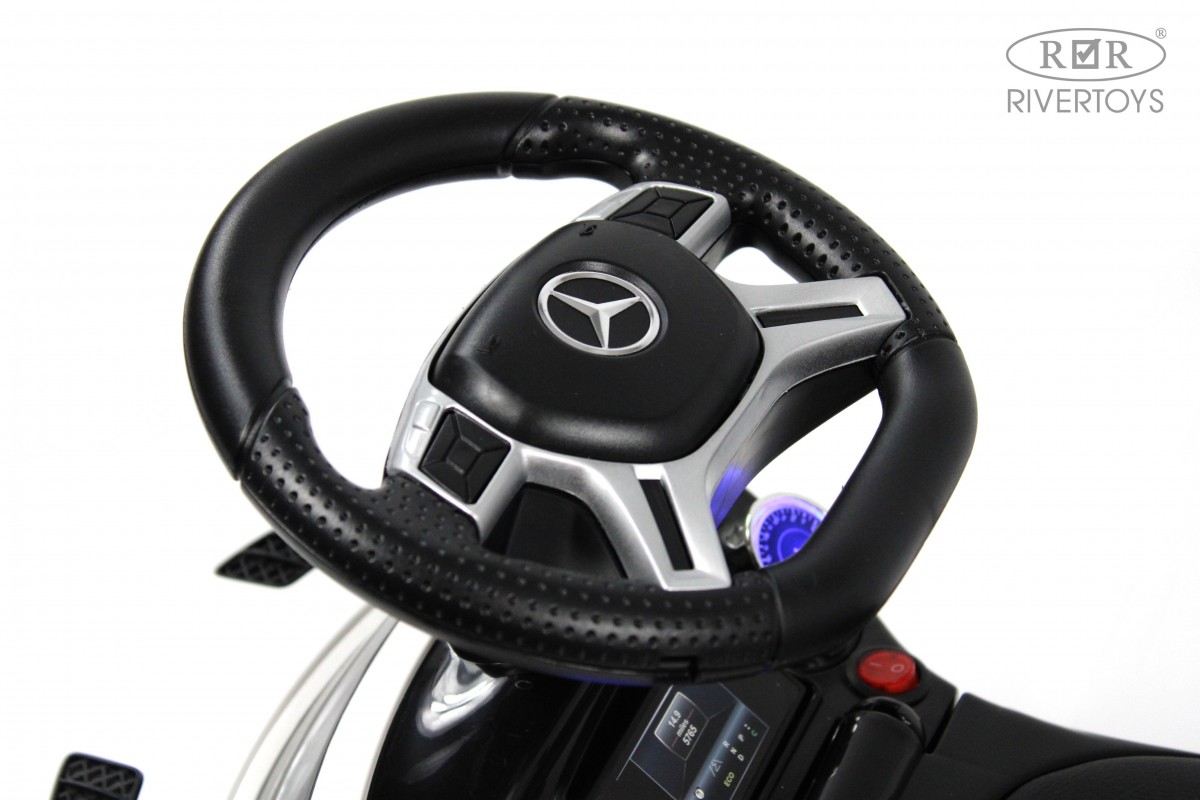 Детская каталка RiverToys Mercedes-Benz GL63 A888AA белый bjg2ww51x57crtpxmjrsv46htej6ccfj