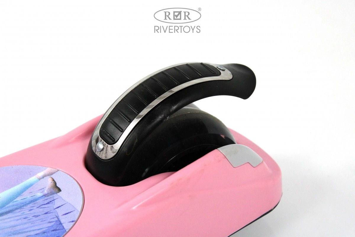 Детский самокат RiverToys HB-Q3 розовый 1d5dc1oazb8t0ems7cewcae4v33ns244