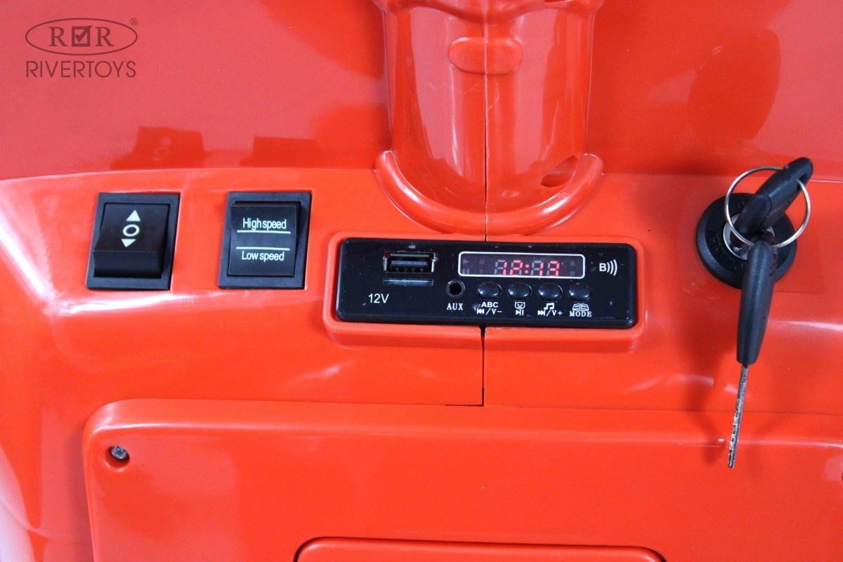 Детский электроскутер RiverToys VESPA M888MM красный qofn8apklw95m18ogss08ctad05i159v