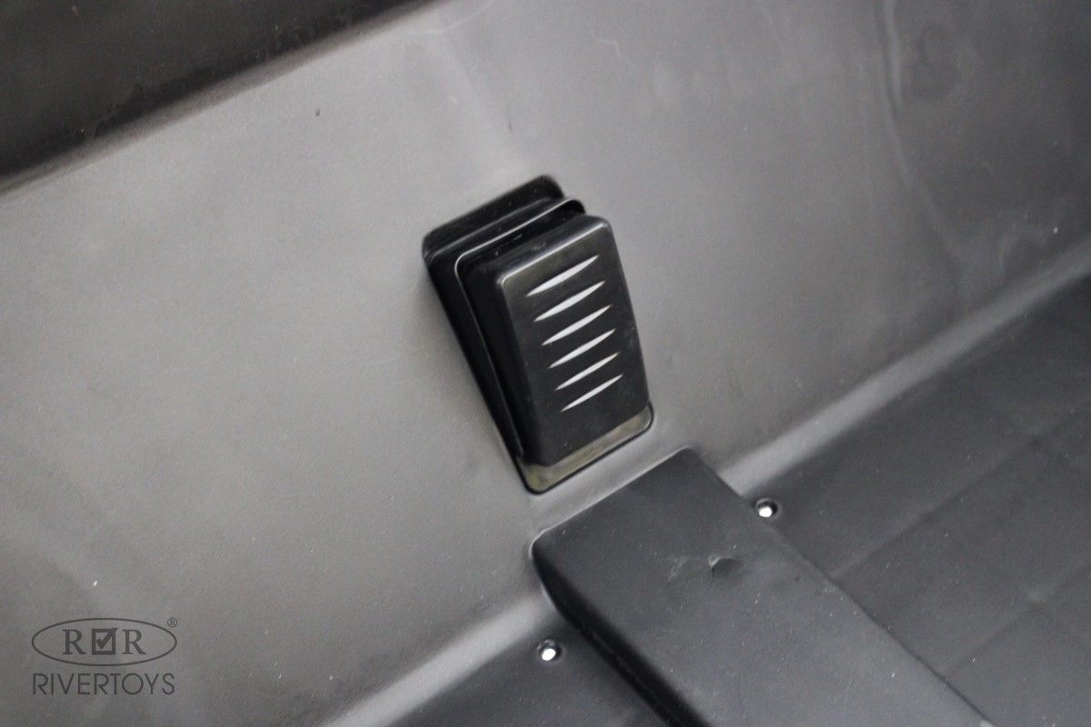 Детский электромобиль RiverToys E001EE оранжевый ouklffg9ieewabb1sruky4k3b6xufeze