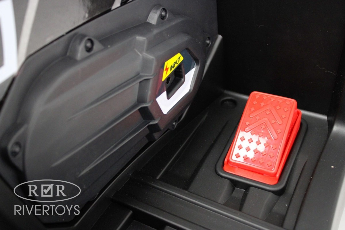 Детский электроквадроцикл RiverToys H999HH черный Spider 2kzrv0i0zgpeftfmc51en5iyk60h6n35