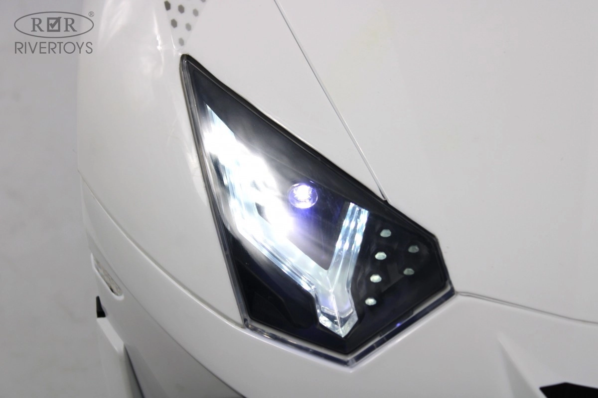 Детский электромобиль RiverToys K999PX белый qpqzehwnw3f9rfizfz204n29xm9b26qd