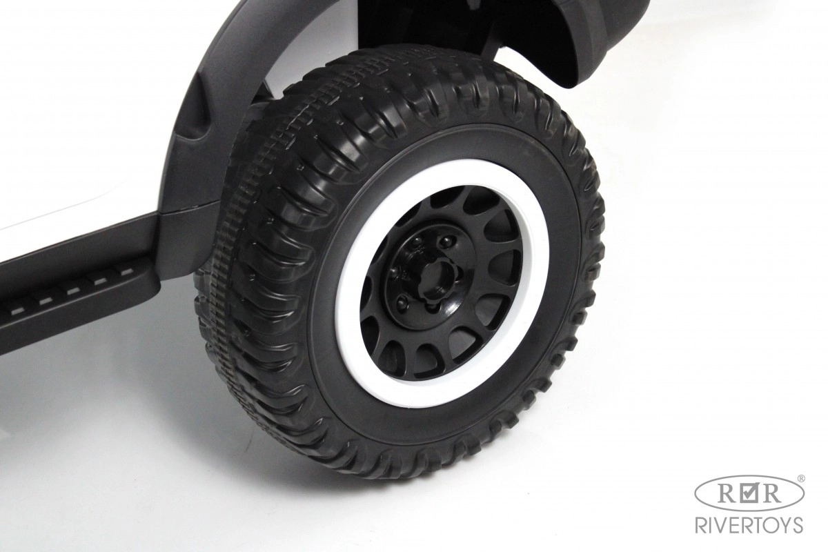 Детский электромобиль RiverToys Toyota Tundra G444GG белый ug2ocbu808p4aq8skwhxeo63ehypmfbl