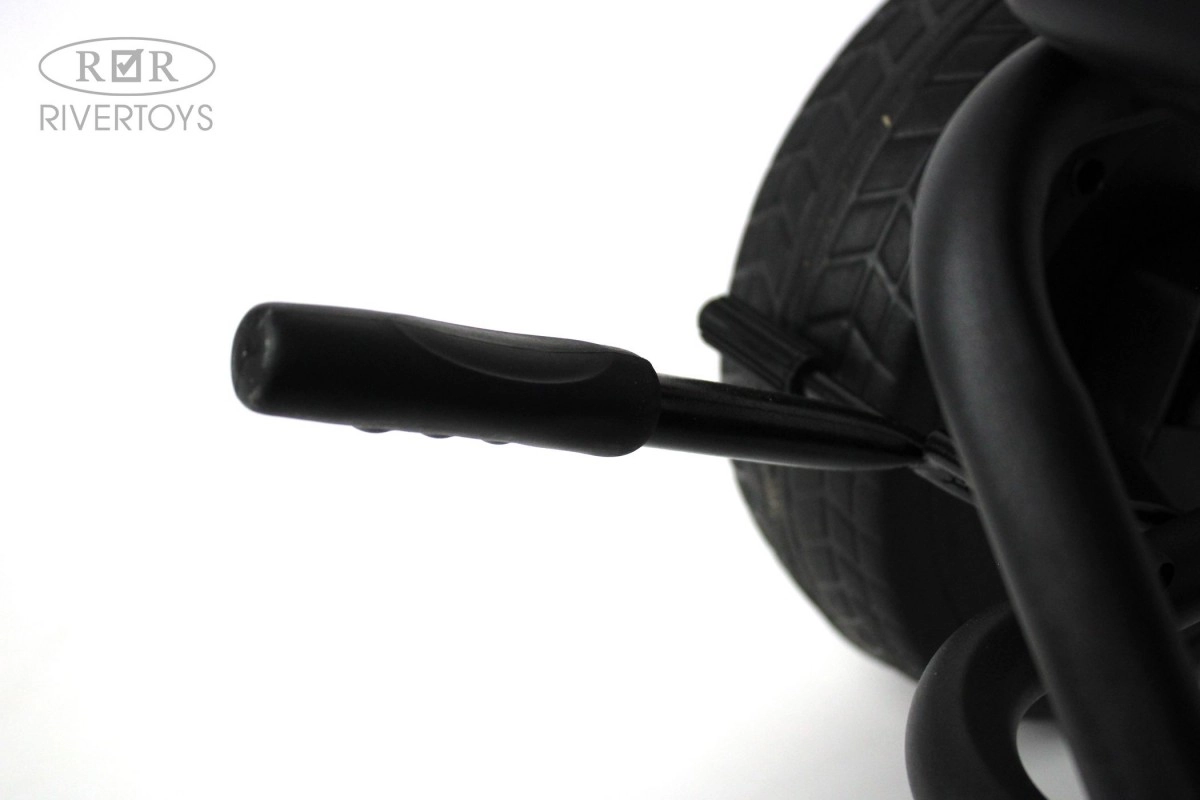 Детский веломобиль RiverToys C222CC красный avvbgxr89vyf4w0ldatmp7nqqcfin8h3