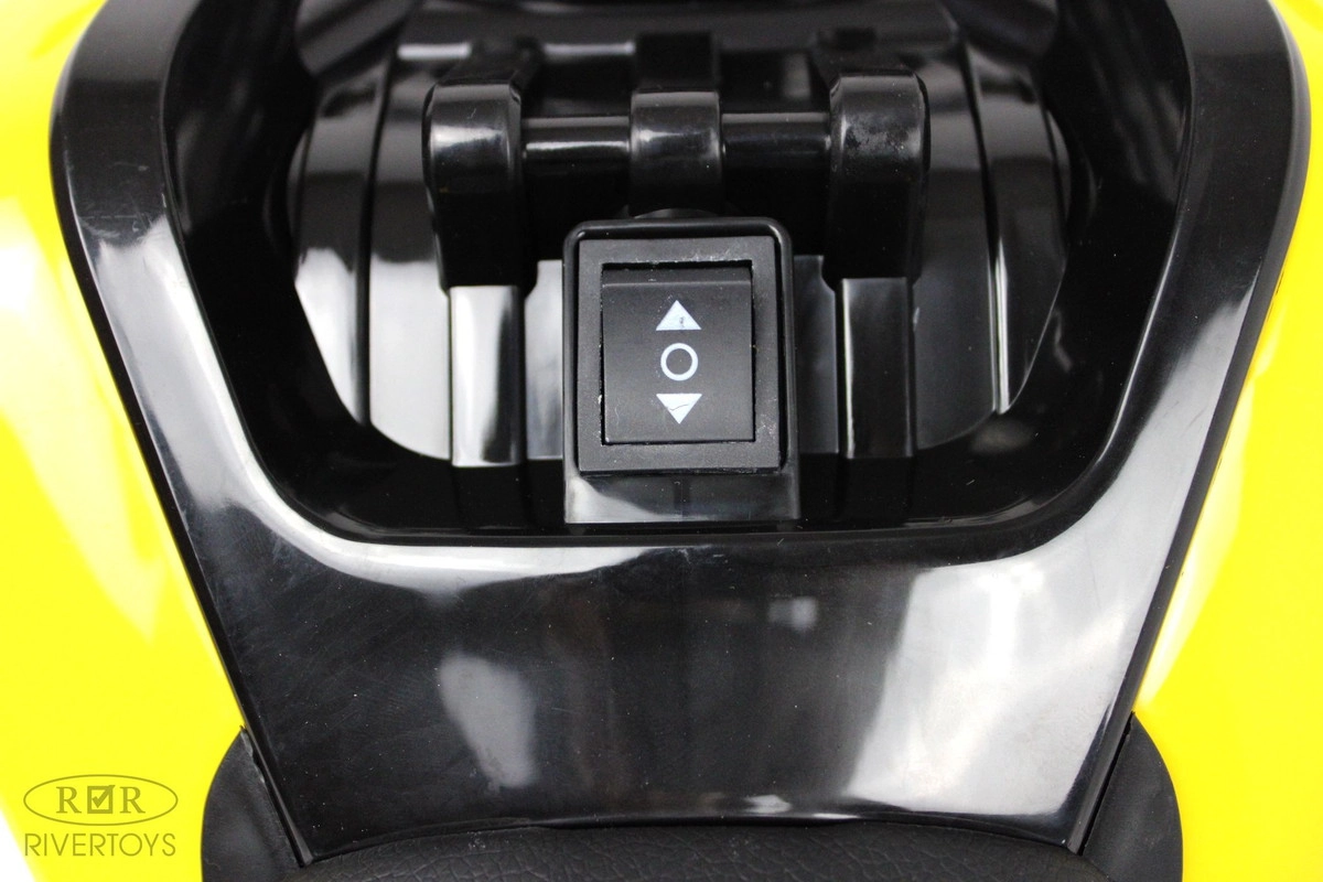 Детский трицикл RiverToys X222XX желтый krd2bhj78ao28o7w3rffwuco87fys8r8