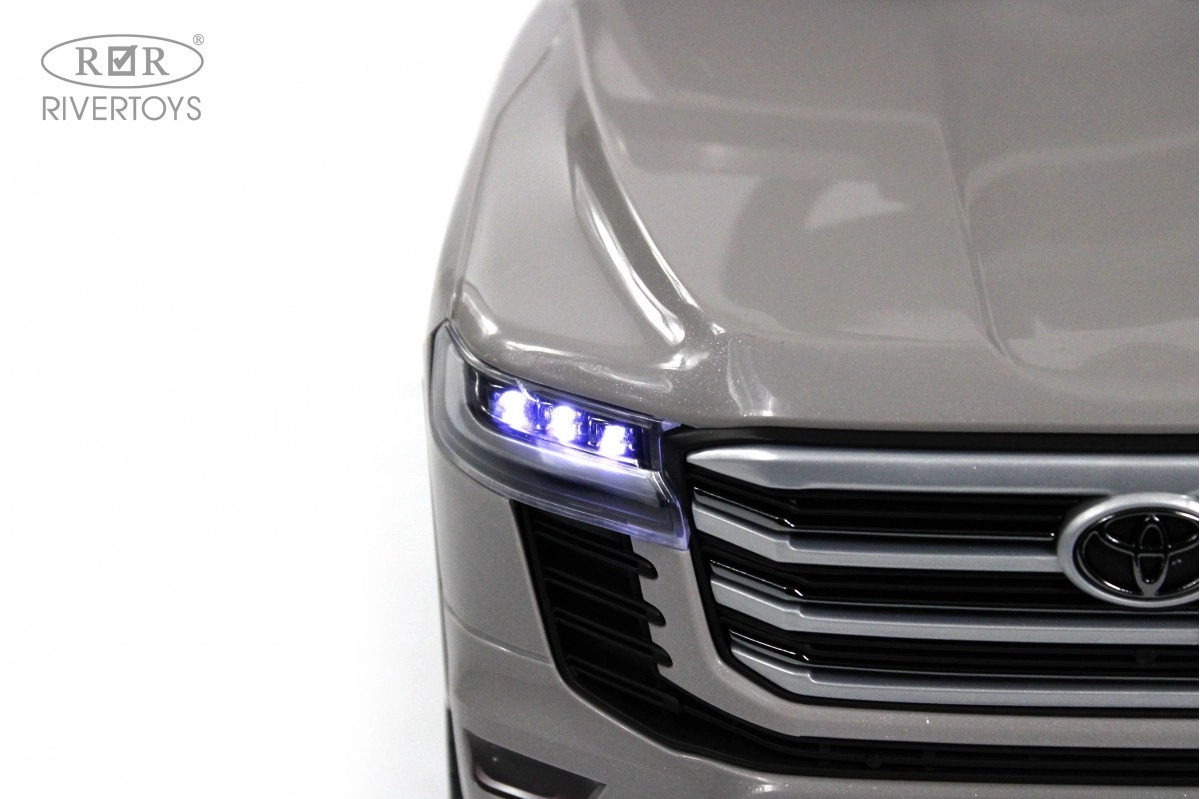 Детский толокар RiverToys Toyota Land Cruiser 300 Z002ZZ-B серый 6uk6j6xntf14qz1ubm2h1cahts30atkh