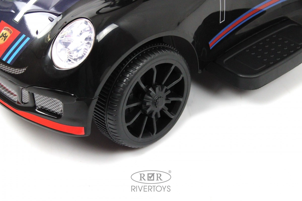 Детский толокар RiverToys F005FF-P с родительской ручкой черный mkq21jo02ubwbwdyapoodakz2dyv31fa