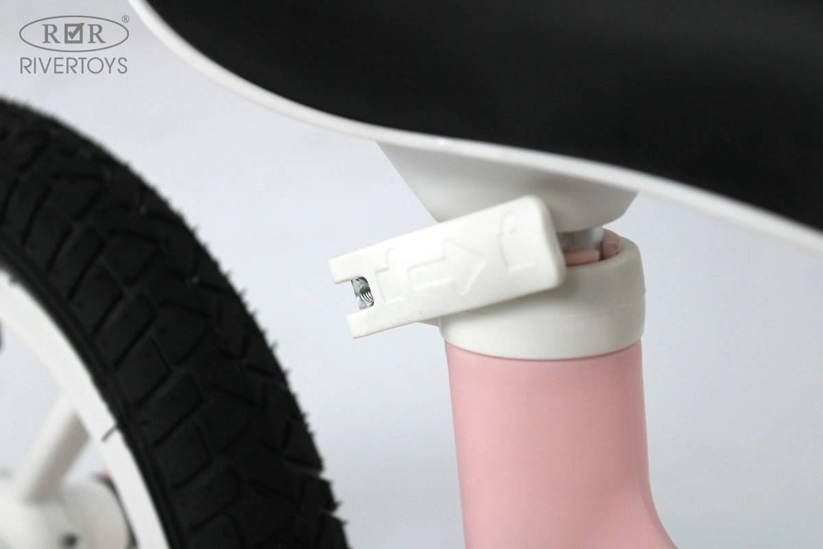 Детский беговел RiverToys HB-001 розовый gbkzxnkz03aq8ffyl3p7fieutri29ej6