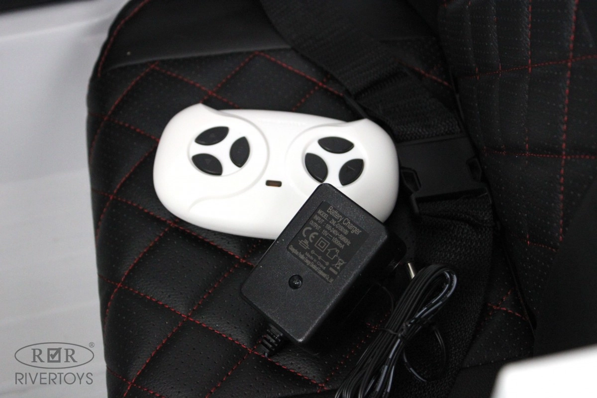 Детский электромобиль RiverToys Mercedes-AMG G63 4WD K999KK белый g33sry2hhlqwsu5r64m8xbuetm7pmuxx