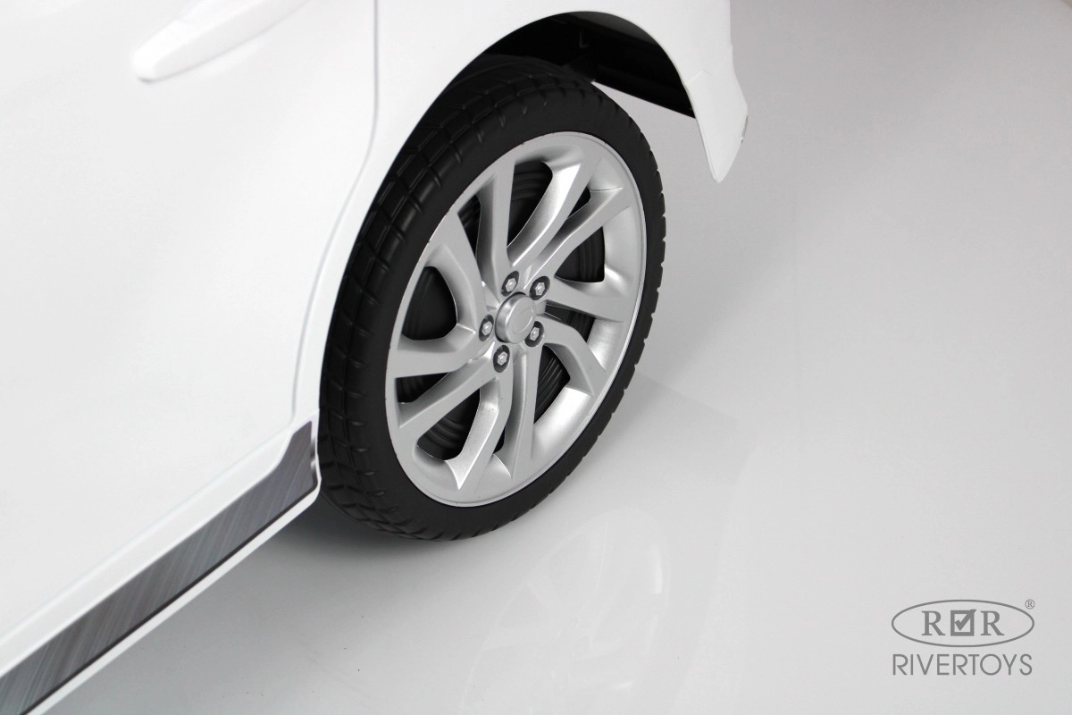 Детский электромобиль RiverToys K555AM белый mxfh8rs3ez1ahab9ndu41twcyi8cwnc6