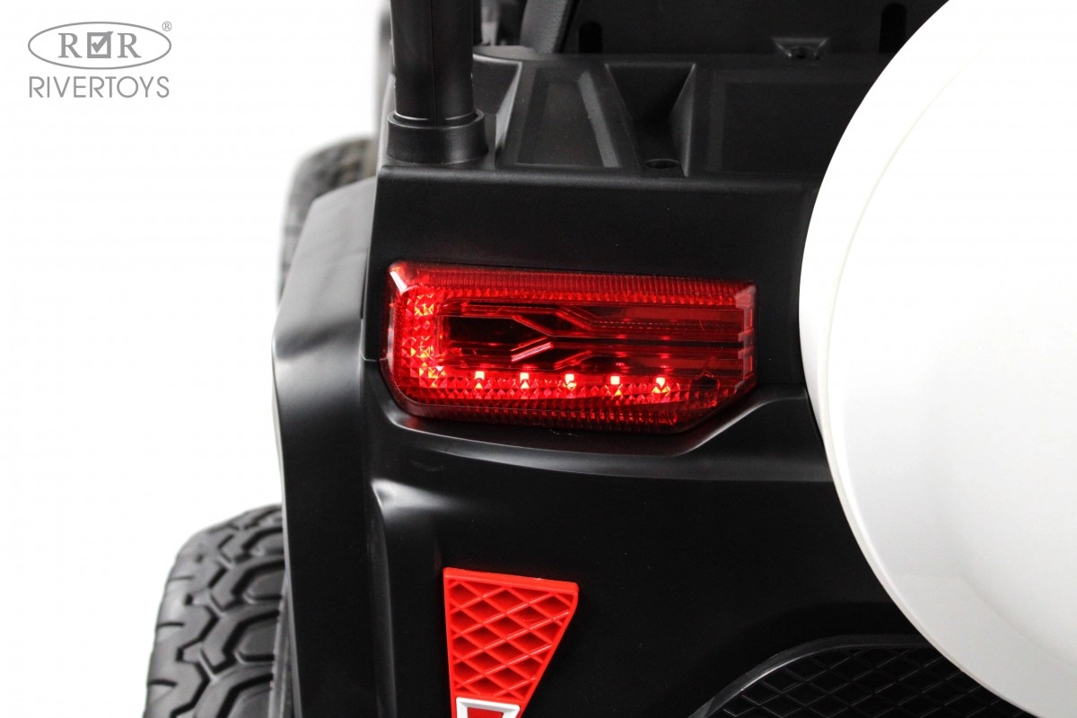 Детский электромобиль RiverToys X888XX белый bir2pkq3z0yam2lg4ju4ixxabtfq23ti