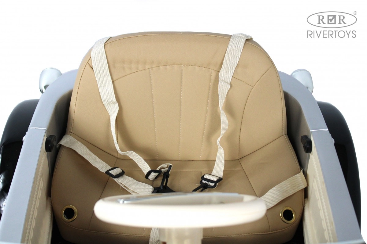 Детский электромобиль RiverToys X005XX черно-серебристый 8t60s0kseng3nnaqfy6cjh1v3tvysa58