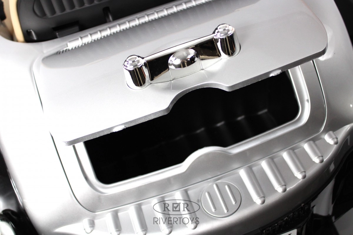 Детский электромобиль RiverToys X005XX черно-серебристый 35zzis59b037n6n4qr7651cn1is4tymp