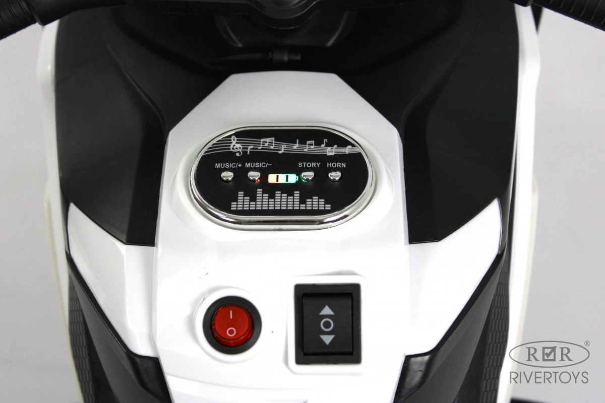 Детский электротрицикл RiverToys K002PX-A белый qcgl2vgjdz7roa7jo0pi0wyqtk0ibnkc