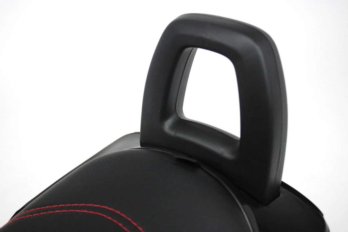 Детский толокар RiverToys BMW M5 A999MP-D черный jyunb1cz5i13ry8w4vubjcospym8k9c9