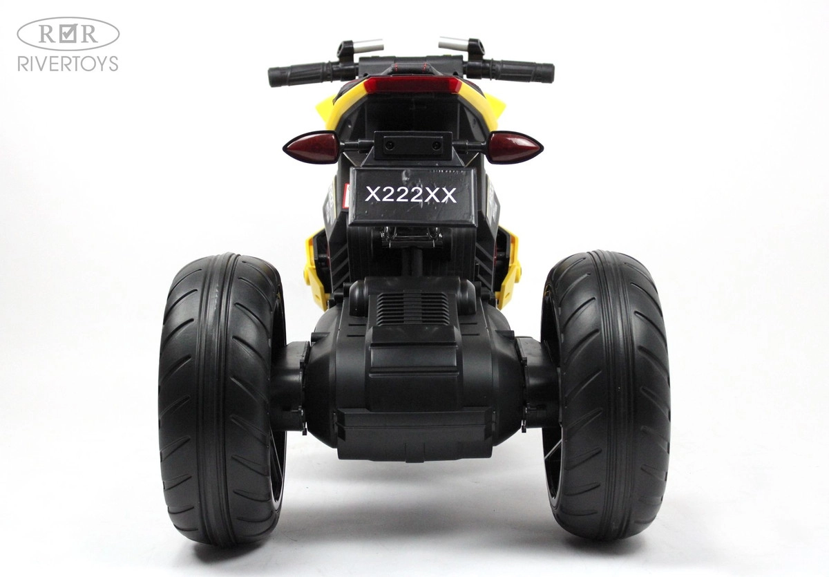 Детский трицикл RiverToys X222XX желтый 5iun7ppv6odhowkbogz70cn811os3h1q