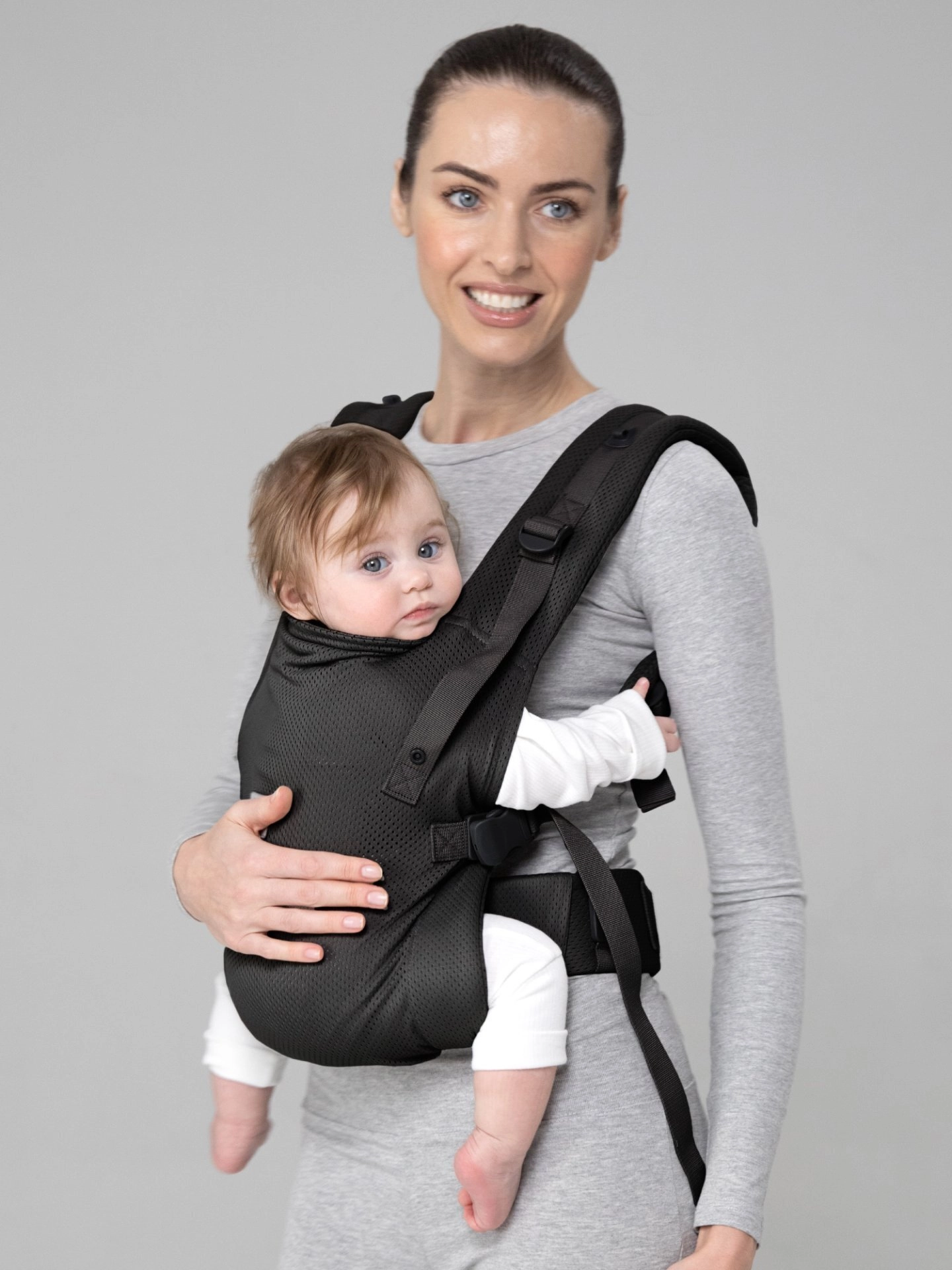 Эрго-рюкзак AmaroBaby Hugger (черный)