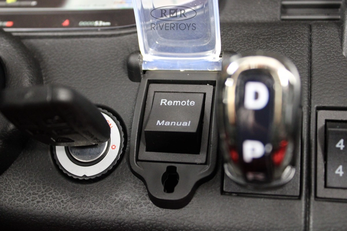 Детский электромобиль RiverToys Y999YY белый 2lrw68nmbmzpan4qyg9n6yt8m0mjirdt