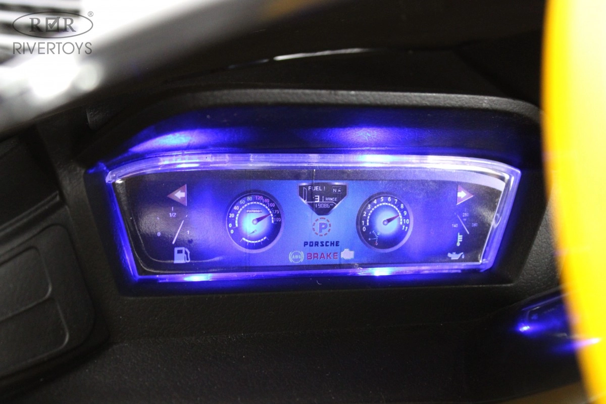 Детский электромобиль RiverToys G007GG серый uppql3a2r3tel7rt6w23l0eqz2h899nm