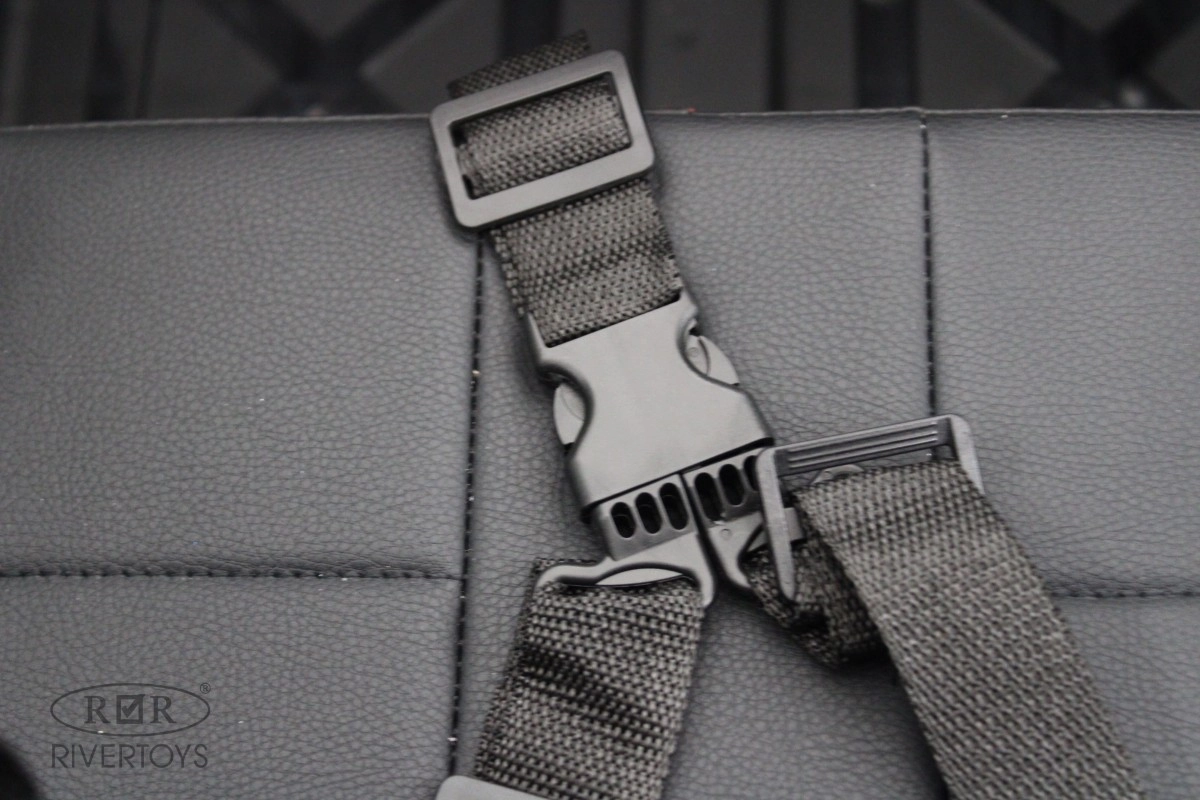 Детский электромобиль RiverToys М003БХ белый ynhqpcjiof2p145ot6gk8r3ayy9l427r