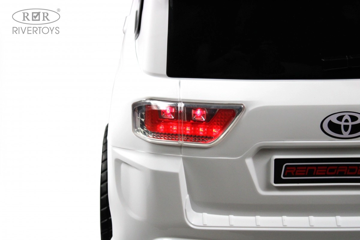 Детский электромобиль RiverToys G555GG белый jlmiv2ql6hobq98g28vpf1u4lg8ub5yl