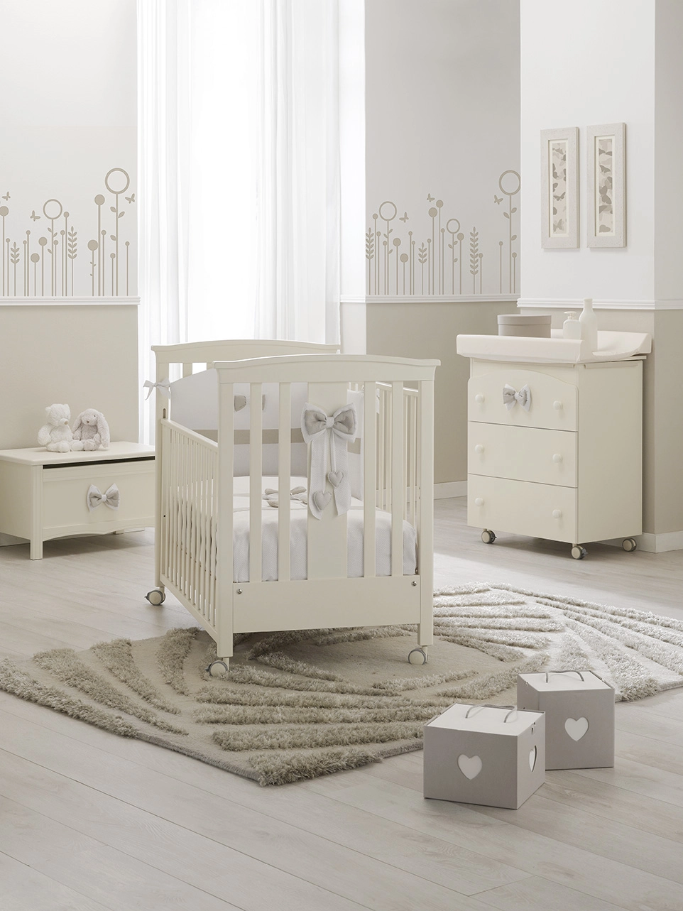 Детская кроватка Erbesi Lilli слоновая кость dc802156bfbbe6f2c91d6dbc0a45dd23